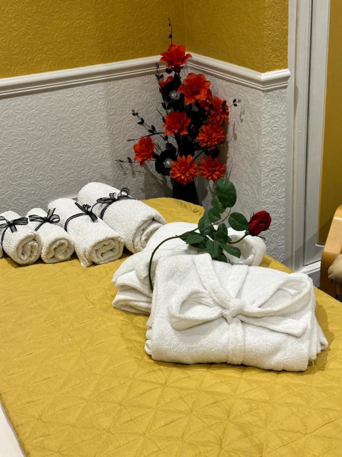 Atlanta Hotel スカーバラ エクステリア 写真